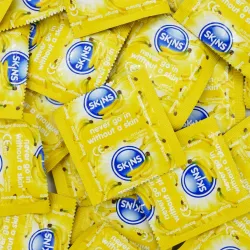 Skins Condoms Banana Flavour FOIL (BAG 500) Skins Condoms Banana Flavour FOIL (BAG 500)