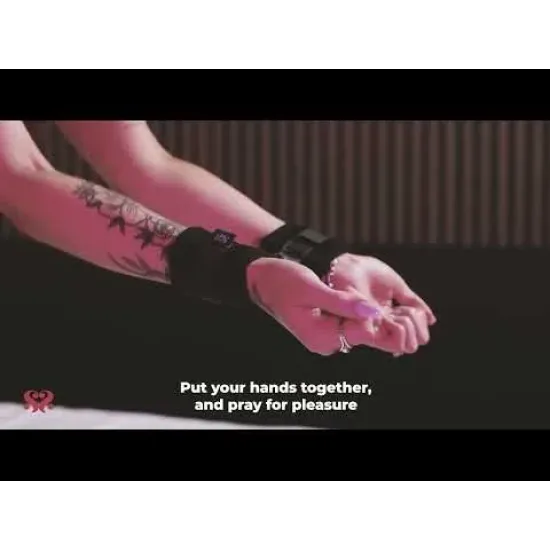 SEI MIO - Sensually Secured - Velvet Handcuffs SEI MIO - Sensually Secured - Velvet Handcuffs
