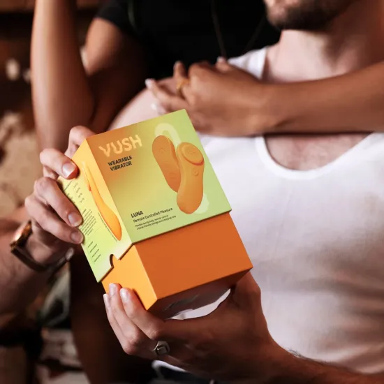 Vush - Couples Play - Luna Vush - Couples Play - Luna