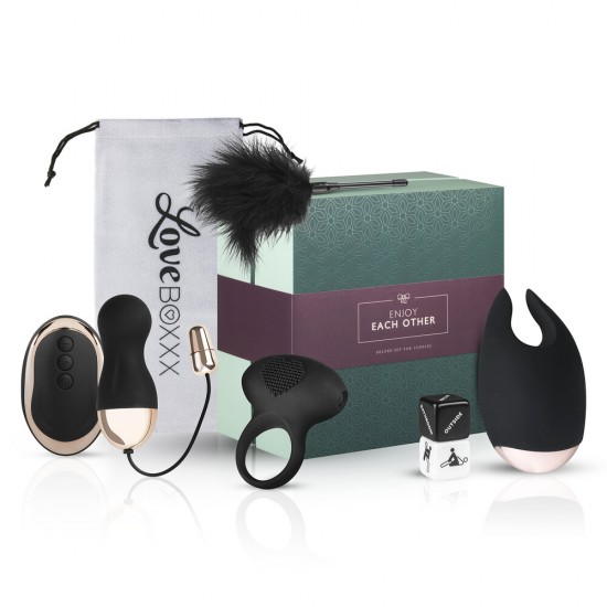 Loveboxxx Romantic Couples Box Gift Set Loveboxxx Romantic Couples Box Gift Set